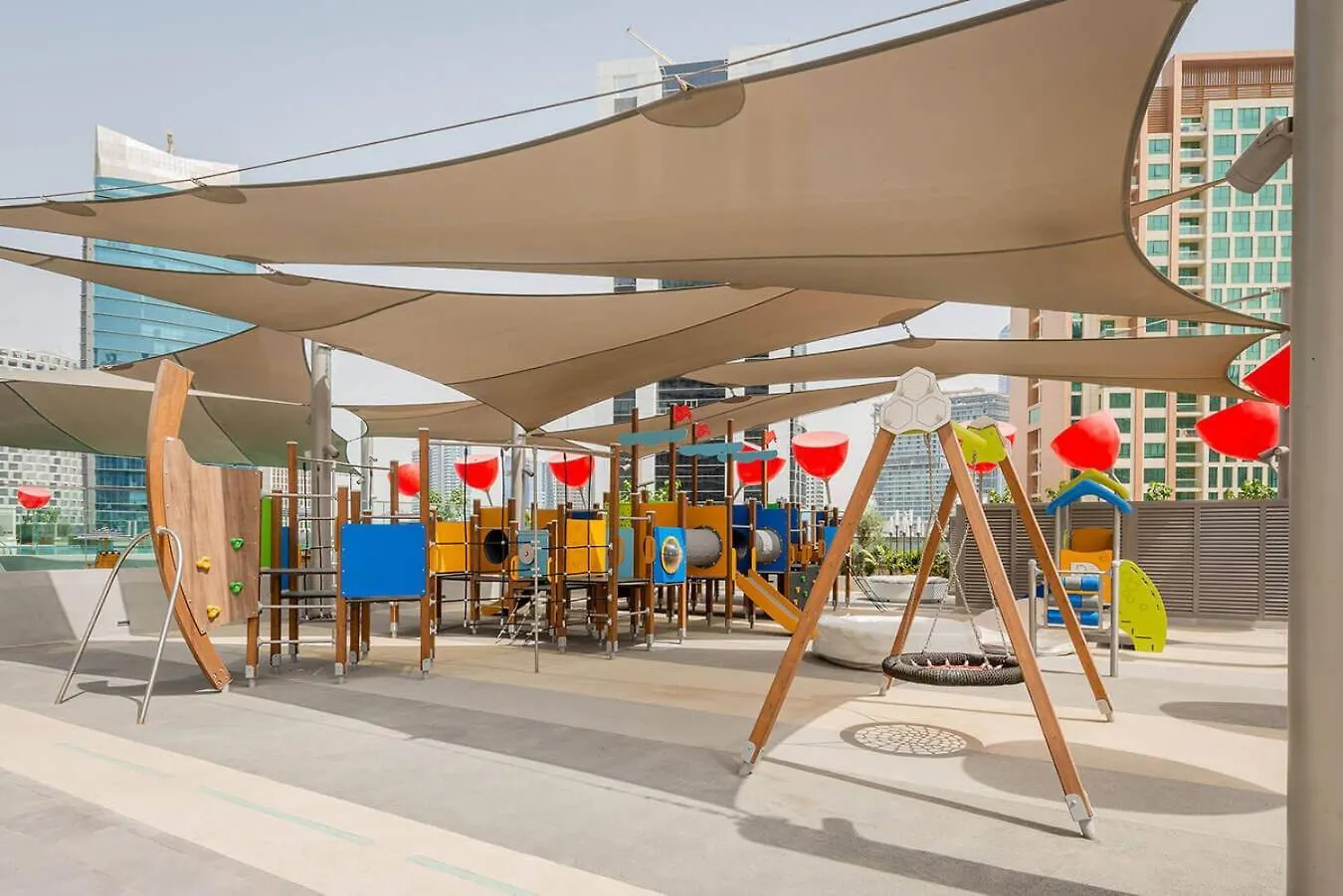 Cozy Studio Steps From Dubai Mall & Burj Khalifa Apartment