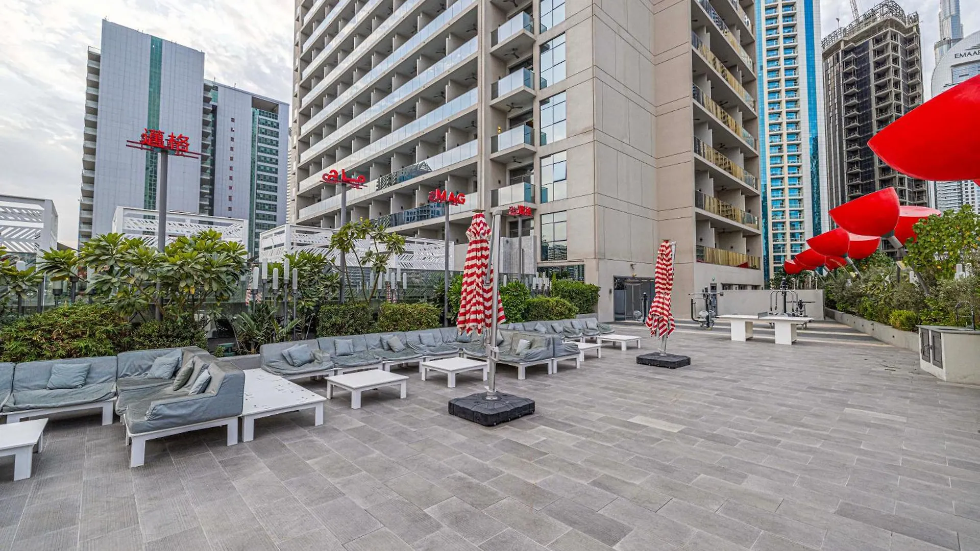 Apartment Cozy Studio Steps From Dubai Mall & Burj Khalifa