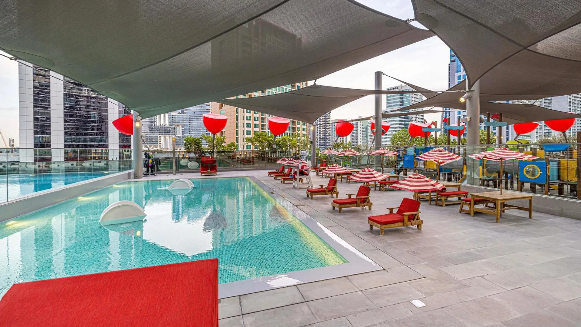 Cozy Studio Steps From Dubai Mall & Burj Khalifa