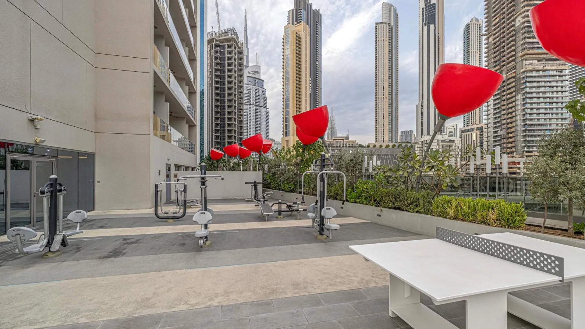 Apartment Cozy Studio Steps From Dubai Mall & Burj Khalifa