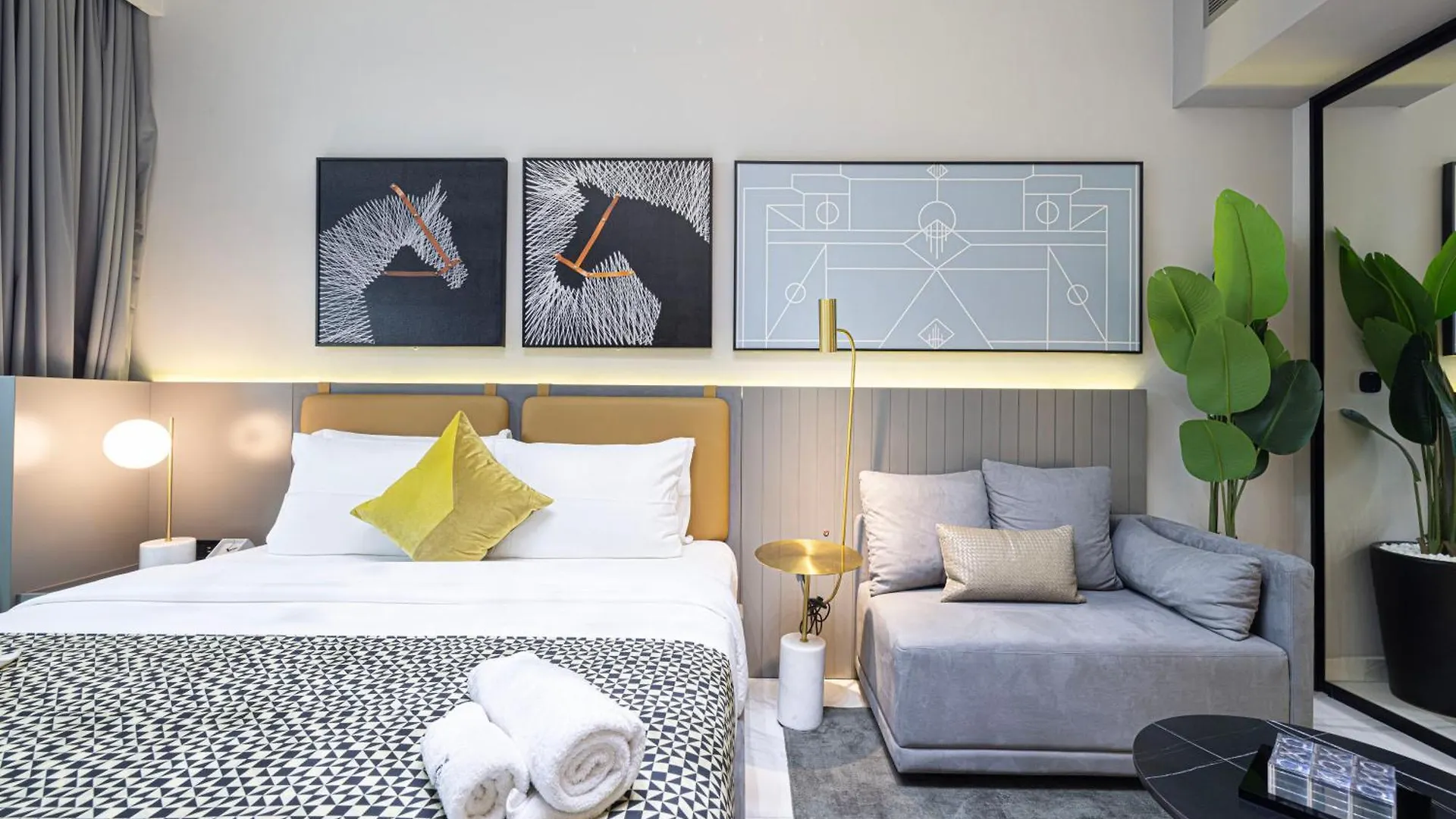 Apartment Cozy Studio Steps From Dubai Mall & Burj Khalifa